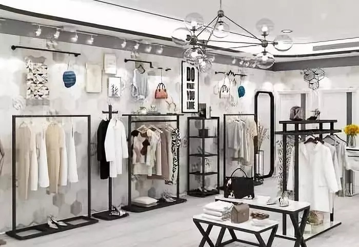 服裝店經(jīng)營中，如何不讓顧客說衣服“貴”？——服裝輔料銷售策略